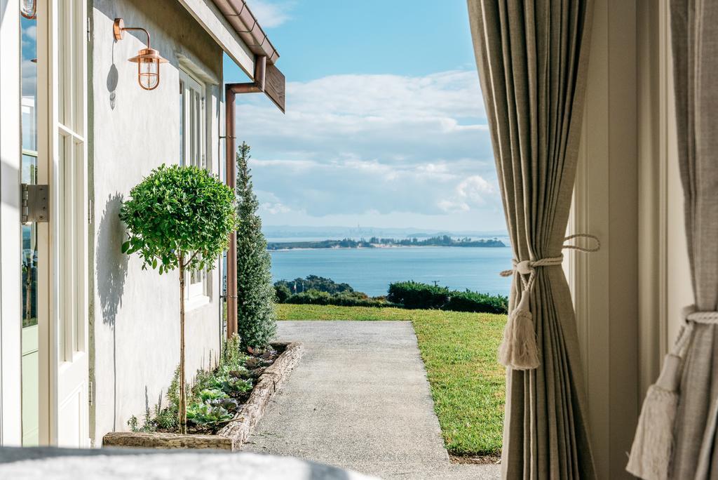 Mudbrick Cottages Oneroa エクステリア 写真